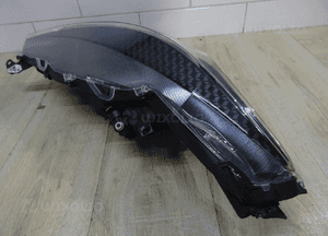 TOYOTA YARIS 4 IV LAMPA prawa przód soczewka 20-24r K0-6EU 5