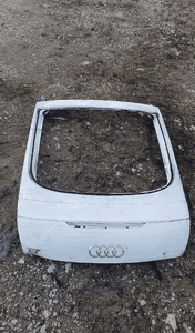 Klapa tył Audi TT 8J0 1