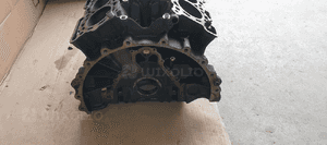 Silnik blok silnika słupek dół Jaguar XF X250 2.7 TDV6 2