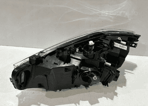 BMW 4 F32 / F36 LCI Lampa przednia Led R - 16011 7
