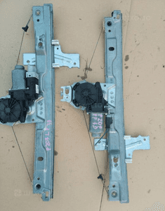 Peugeot 207 podnosnik mechanizm szyby prawy lewy prawej lewej 3D 2