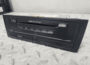 Audi A4 B8 zmieniarka plyt cd 8T1035110C 3
