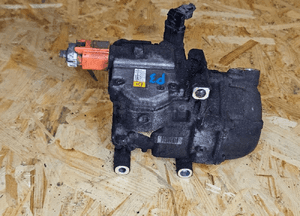 TOYOTA PRIUS III 1.8 hybrid kompresor sprężarka klimatyzacji 042200-1020 3