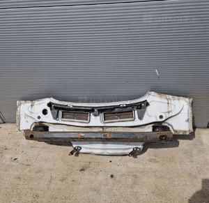 Opel corsa e 3D pas tylny belka zderzaka tył 1