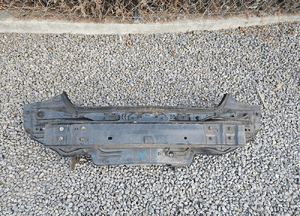 Toyota verso 09-18 tylny pas podłoga belka 2