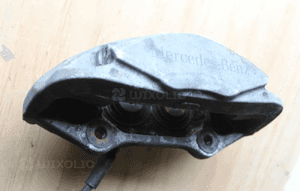 Zacisk hamulcowy przedni lewy mercedes c W205 A0114219798 2017 5