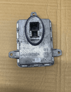 Moduł lampy Xenon przetwornica BMW GT F34 7296090 2