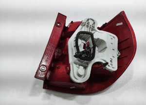 Lampa lewa tył tylna skoda yeti 5L 5L0945095 2012-2017 lift europa 7