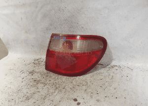 Lampa tylna prawa tył prawo nissan almera N16 sedan 3
