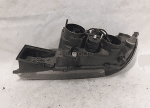 Przod przednia lampa prawa nissan primera N16 5