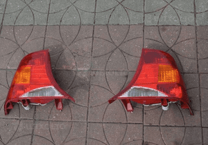 focus MK1 sedan lampa lewa WYSYŁKA 2