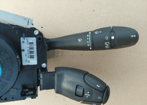 Peugeot 207 przelacznik zespolony pod kierownice 96661306XT  9665728XT 96630724XT 10