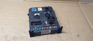 Moduł BSI skrzynka bezpieczników Citroen C5 III 9664058880 3
