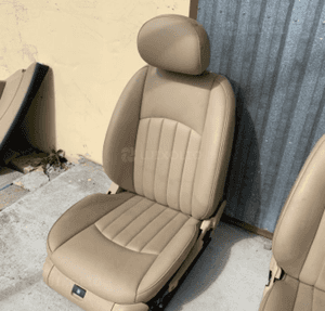 Mercedes CLS 219 beżowe fotele kanapa beż grzane 7