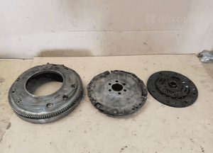 Sprzęgło tarcza docisk VW Golf IV 4 1.4 16V 027105273D 032141032 1