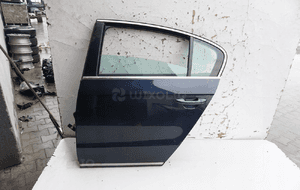 Drzwi lewy tył volkswagen passat B7 sedan LH5X