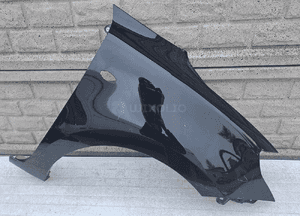Suzuki swift MK8 17 -22 błotnik przedni prawy 1