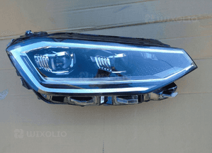 Lampa prawy przód przednia vw sportsvan lift 25