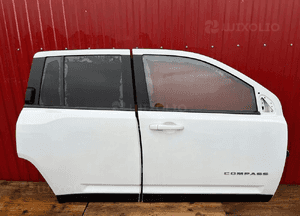 Jeep compass i lift 11-16 drzwi lewe igły w kolor 11