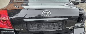 Toyota Avensis T25  sedan klapa bagażnika tył 209 2
