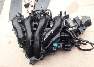 Mazda 6  02-06 2.0 16V   Kolektor Ssący 2.3 16V L3 4