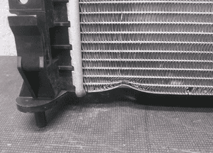 CHŁODNICA WODY KLIMATYZACJI KLIMA PEUGEOT 308 14- 9678711180 9816746580B 2