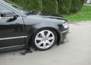 Błotnik przedni przód prawy vw phaeton LR9V 2002- 2