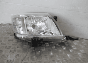 Lampa przednia przód prawa lewa toyota hilux vii lift 2013-2015 5