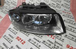 Audi A4 xenon prawy 01-04 1
