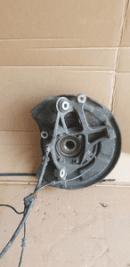 Zwrotnica piasta lewy tył tylna lewa Mercedes E-Klasa W211 1.8 Kompresor 5