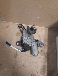 SILNIK WYCIERACZKI TOYOTA YARIS II 0390201825 4