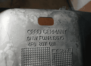 Osłona pasa przedniego górna Audi A6 C6 4F0807081 6