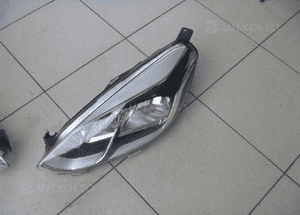 Ford fiesta MK8 belka zderzaka przedniego 7