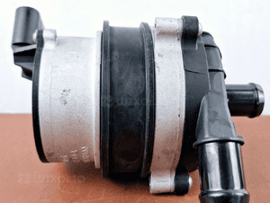 Audi OE Pompa wody 8B3965567 4