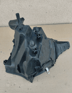 Obudowa filtra powietrza audi A4 B8 A5 8T 2.0 tdi 8K0133837B 9