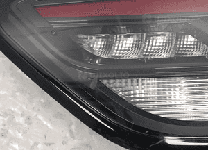 Opel crossland x 17- lampa tył tylna zespolona prawa oryginał 3