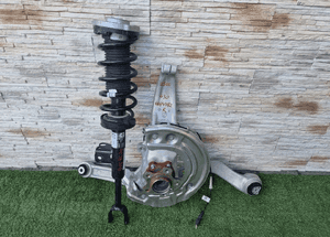 ZWROTNICA PRAWA WACHACZ AMORTYZATOR BMW 5 G30 1