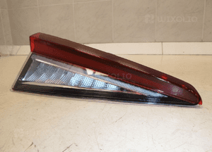 Skoda enyaq iv lampa w klapę lewy tył lewa tylna 3