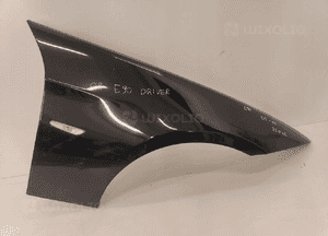 Bmw e90 3 seria 05-11 BŁOTNIK PRAWY PRZÓD 1