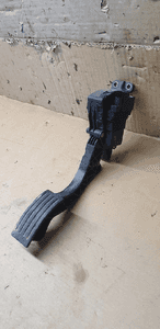 Pedał gazu potencjometr Ford Focus MK2 1.6 TDCI 4M51-9F836-AK 3