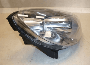 Mercedes b klasa W245 lampa przód xenon prawy 3