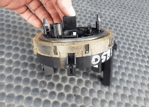 Tasma 8E0953541C Zwijak Kierownicy Czujnik Skretu Airbag Audi A4 B6 B7 10