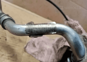 Zawór EGR przewód rurka Audi A6 C5 2.4 V6 078131831B 6