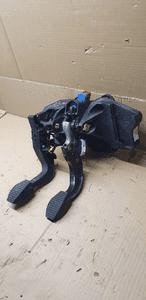 Pedały pedał hamulca sprzęgła Fiat Punto EVO 50508929 2