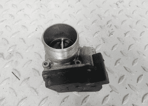 Audi A4 B8 2.0TFSI przepustnica powietrza 06F133062J 1