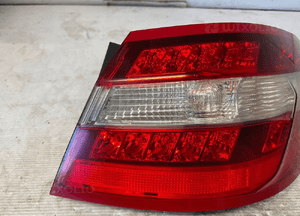 Mercedes e klasa W212 lampa prawa tylna A2128200264 2