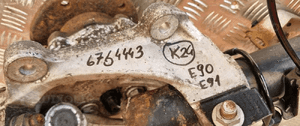 BMW E90 E91 ZWROTNICA AMORTYZATOR LEWY LEWA PRZÓD PRZEDNIE 6764443 6796155 13