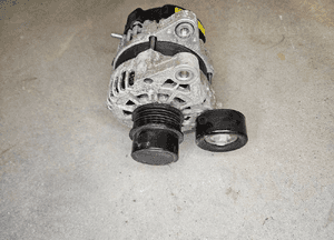 KIA XCEED lift 1.0 T-GDI ALTERNATOR 37300-07450 3