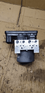 Pompa ABS sterownik Renault Trafic III Vivaro B 476605919R 93457527 2