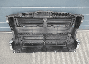 Pas przedni przód wzmocnienie czołowe roleta żaluzja ford focus MK4 iv JX6B-A16E146-B1K  JX6B-A16E146-B1J 12